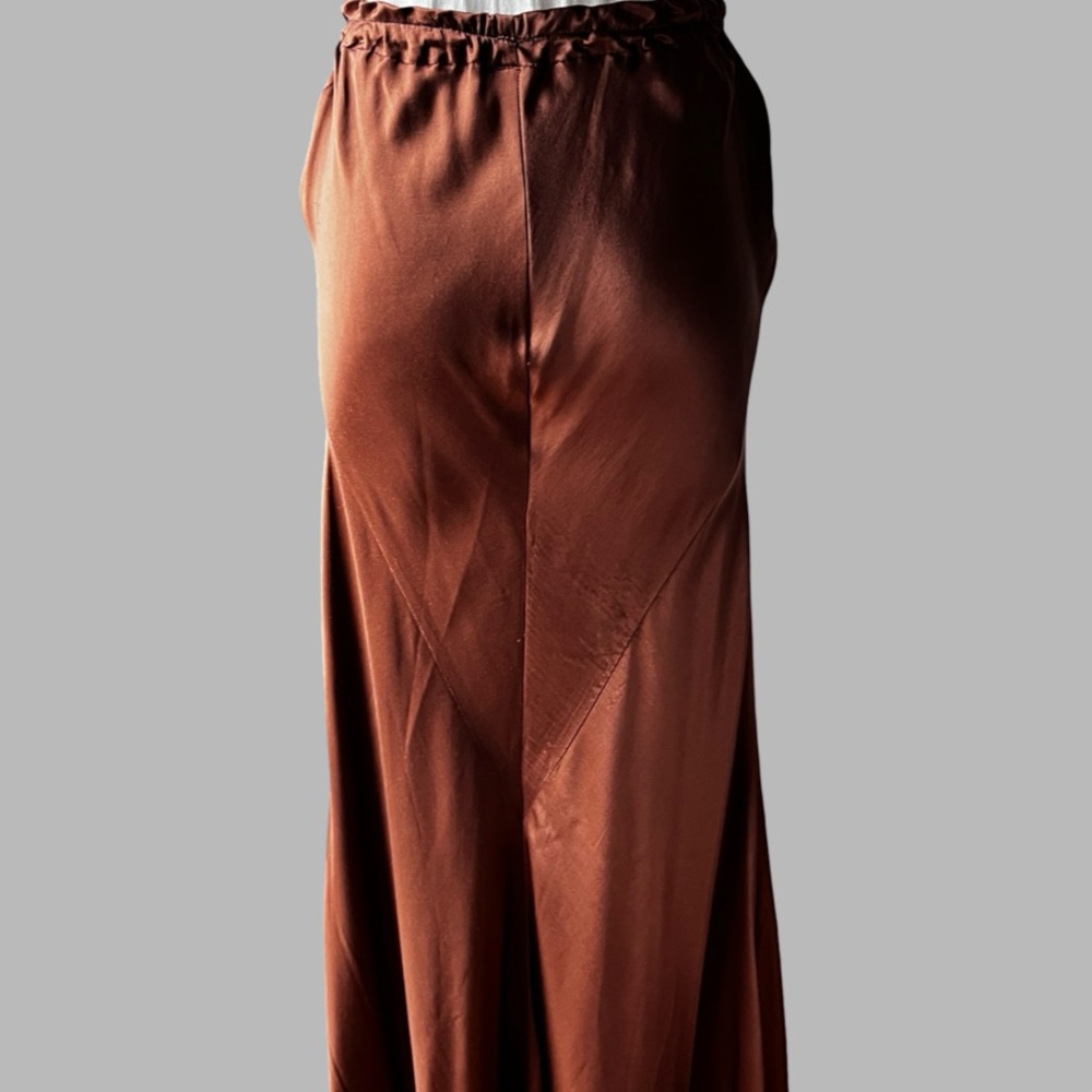 ‼️💥PRICE DROP ☄️ Vintage Roberto Cavalli Skirt Size M/L
100% Silk - Picture 7 of 13
